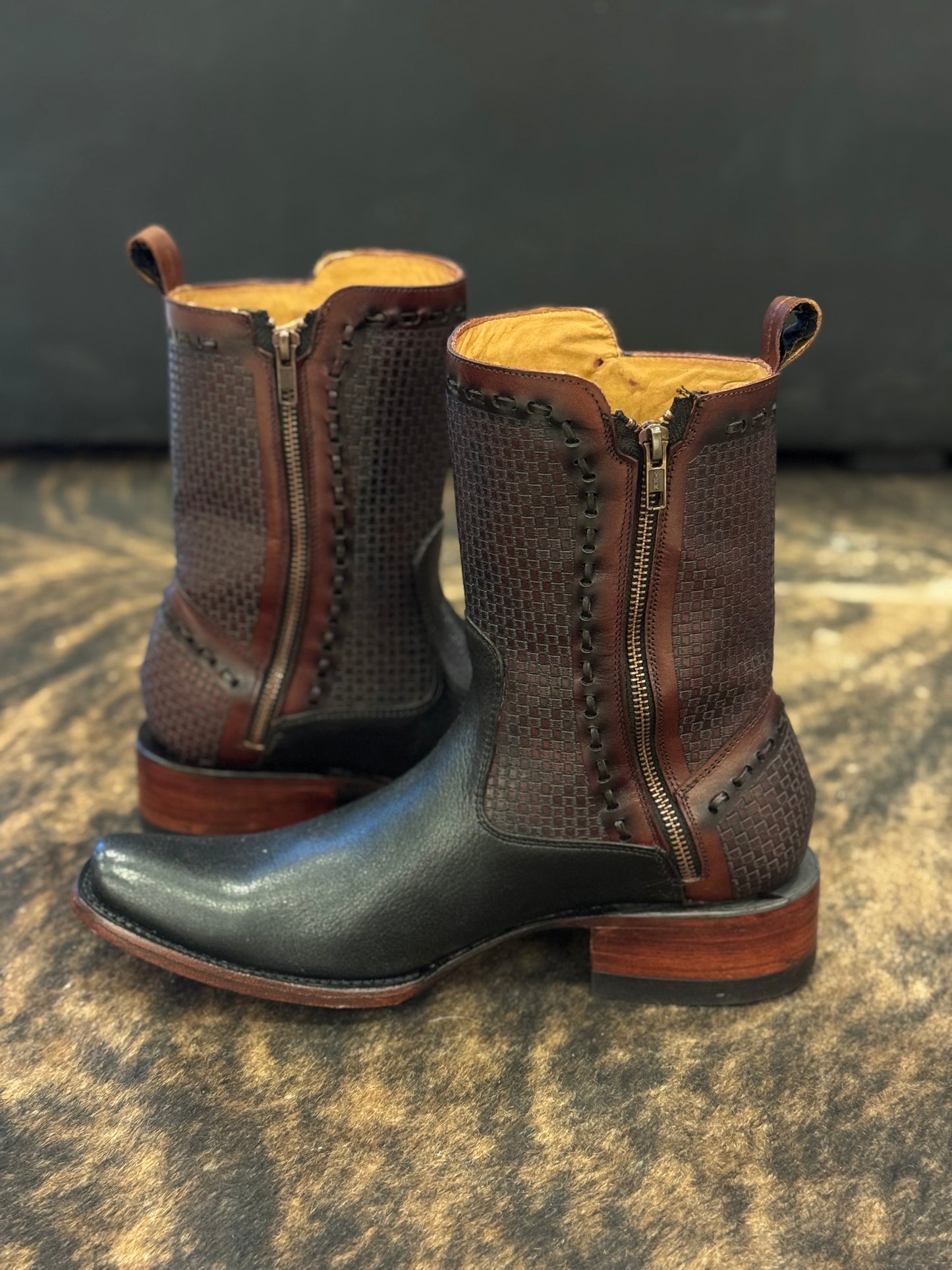 Bota Odiseo Piel Venado Negro