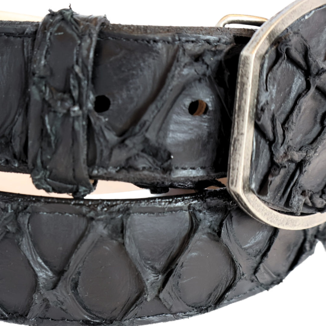 Cinturon piel de pescado negro HC